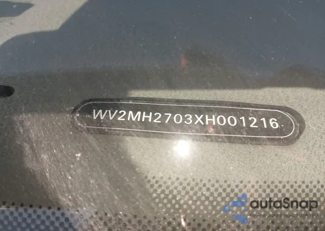 1999 Volkswagen Eurovan Mv from USA, damaged, VIN WV2MH2703XH001216